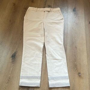 White House Black Market Denim Sz 4 The Straight Crop Ivory Embroidered